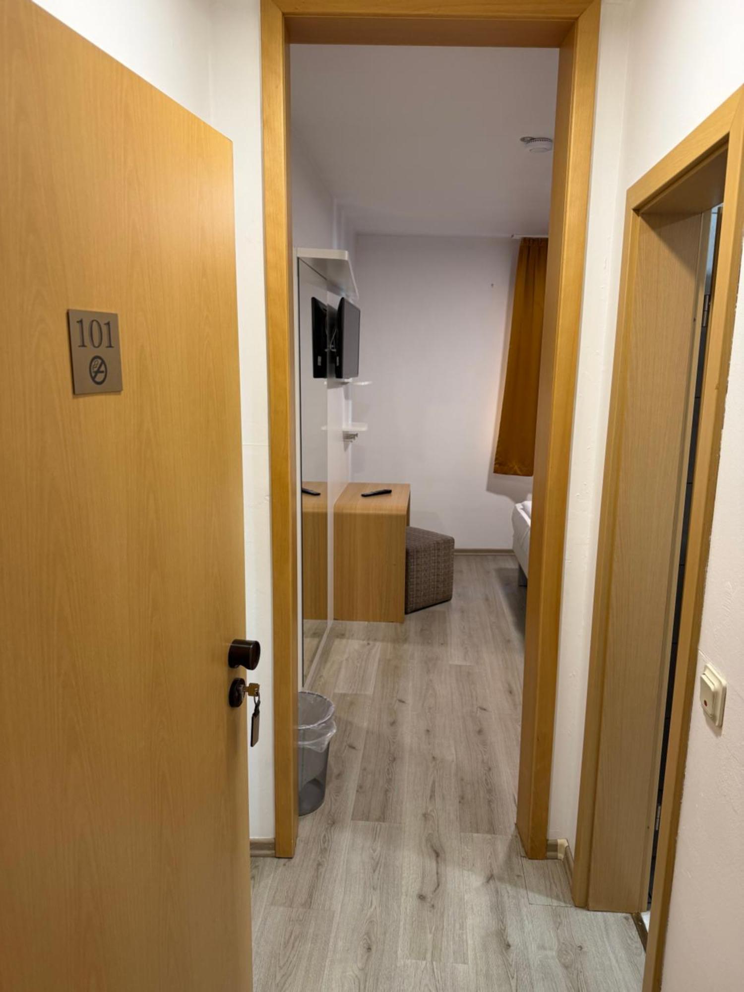 Hotel Eurocity Брухкёбель Экстерьер фото